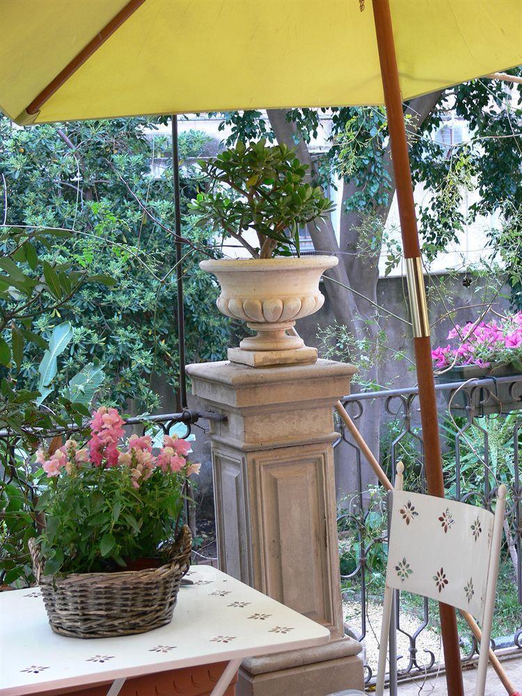 Inn The Garden Катания Экстерьер фото